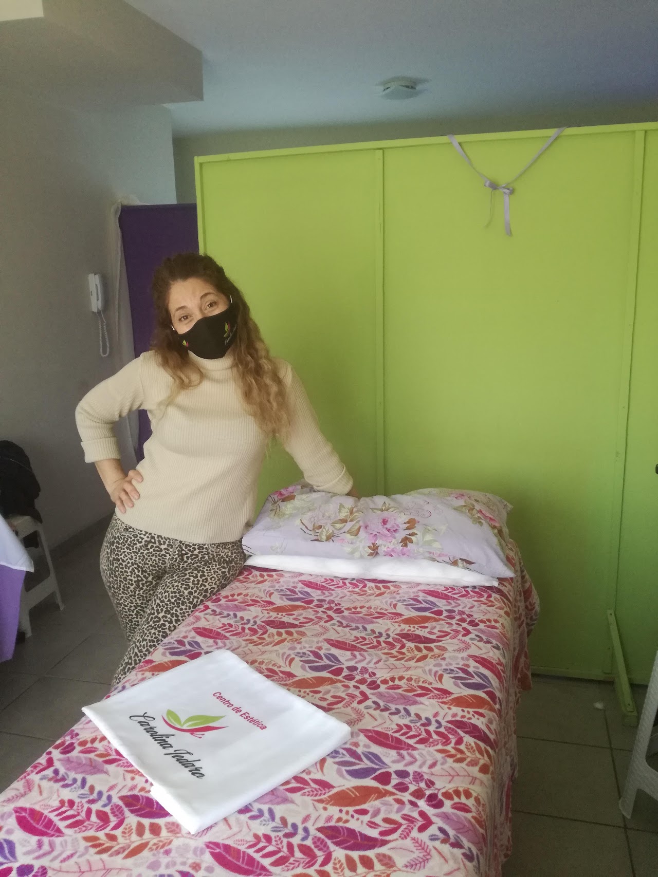 Cabina de tratamiento y masajes en Carolina Todaro